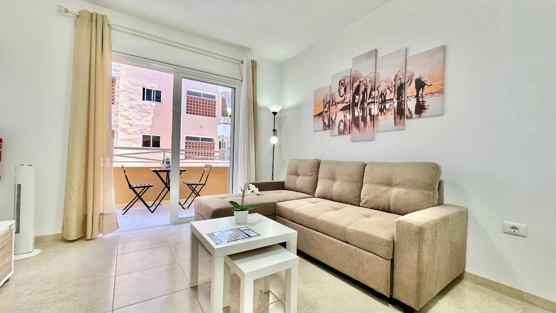Vivienda Carolina Apartment Santa Cruz de Tenerife Spain